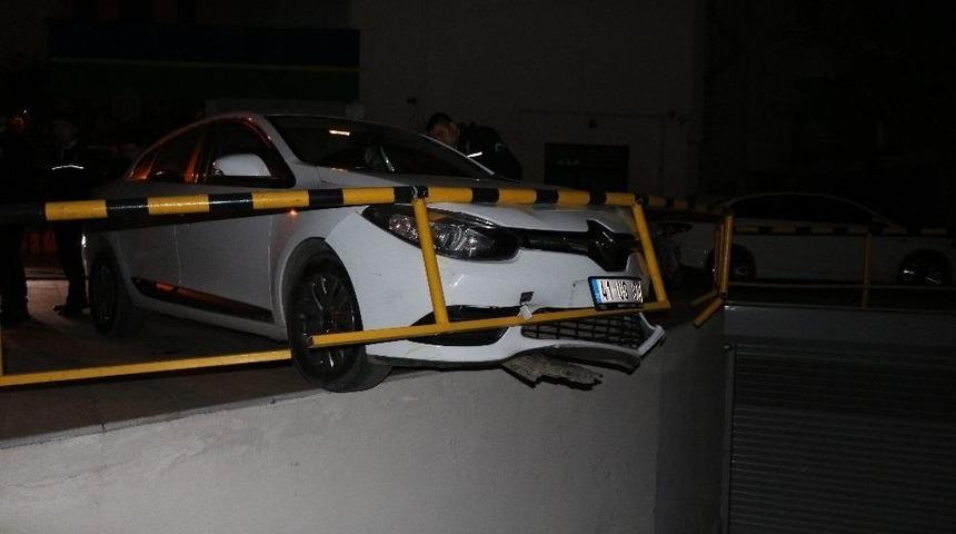 (&ouml;zel) Polisten Ka&ccedil;an Alkoll&uuml; S&uuml;r&uuml;c&uuml; B&ouml;yle Kaza Yaptı