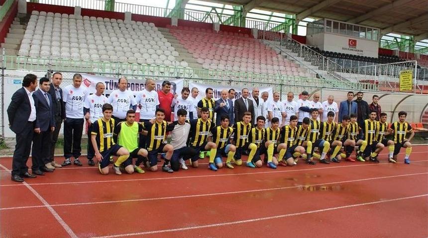 Ağrı&rsquo;da &lsquo;engelliler Haftası Nedeniyle Ma&ccedil; Yapıldı