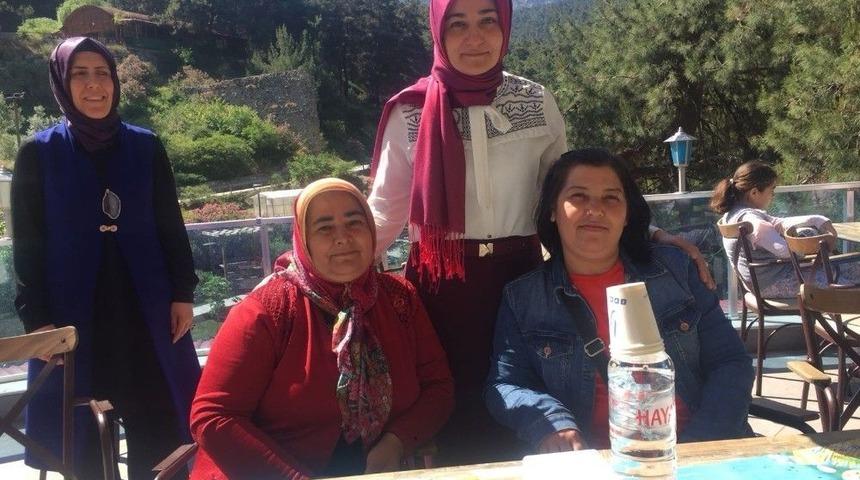 Eğitim-bir-sen Manisa&rsquo;da Şehit Aileleri Ve Gazilerle Buluştu