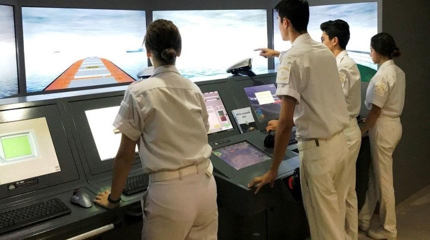 İş Garantili Okula &Ccedil;eşmeli &Ouml;ğrenciler İlgisiz