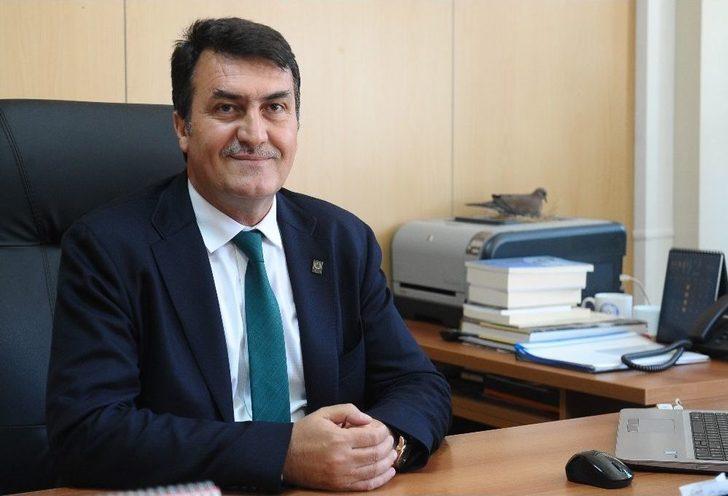 Başkanın Makamında Onu Görenler Şaşkına Dönüyor G2