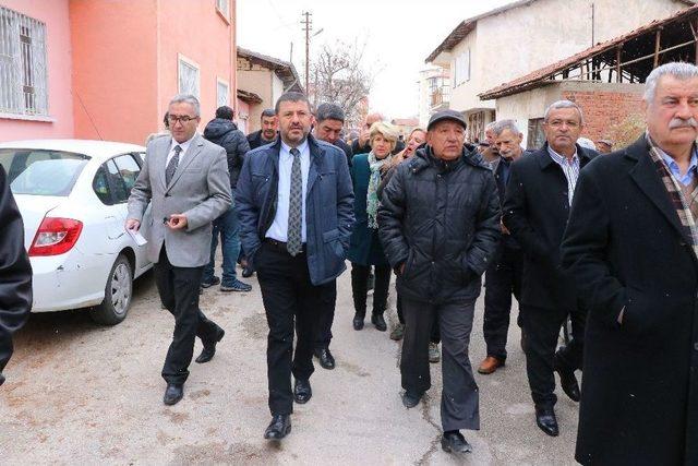 Chp Genel Başkan Yardımcısı Ağbaba, Evleri İşaretlenen Aileleri Ziyaret Etti 2