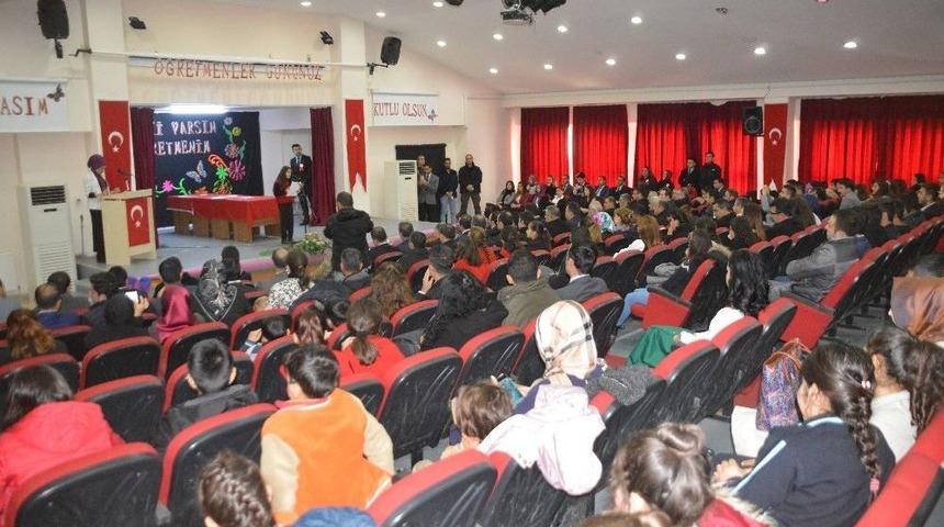 Şırnak&rsquo;ta 24 Kasım &Ouml;ğretmenler G&uuml;n&uuml; Kutlandı