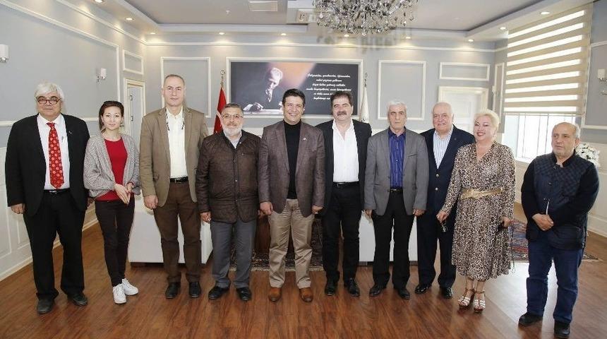 Başkan Gen&ccedil;, Hemşehri Dernekleri Platformunu Ağırladı