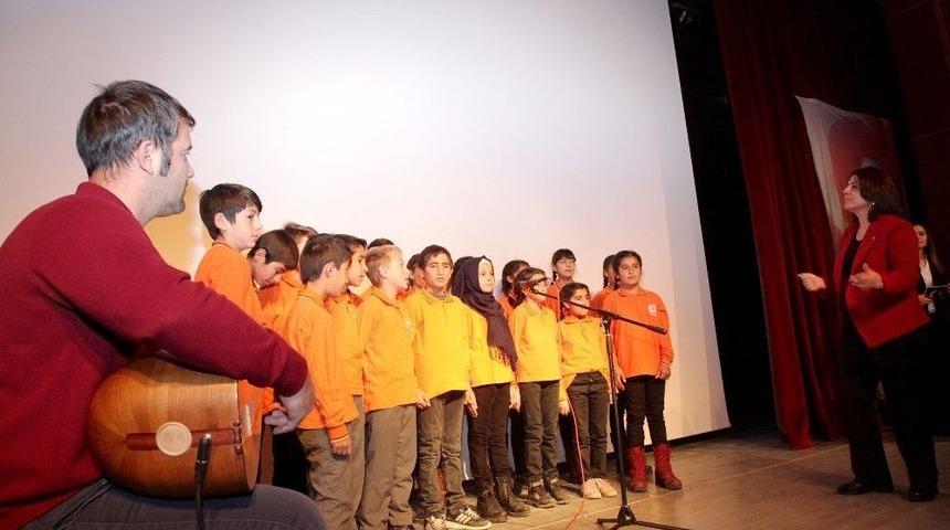 Ahlat&rsquo;ta 24 Kasım &Ouml;ğretmenler G&uuml;n&uuml;