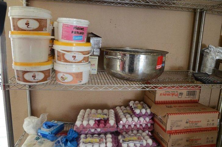 Ruhsatsız Üretim Yapılan Pastanede Mide Bulandıran Görüntüler G2