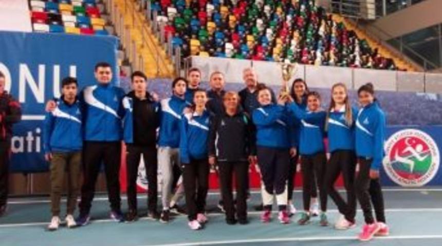 Kupa İzmir&rsquo;e Geldi