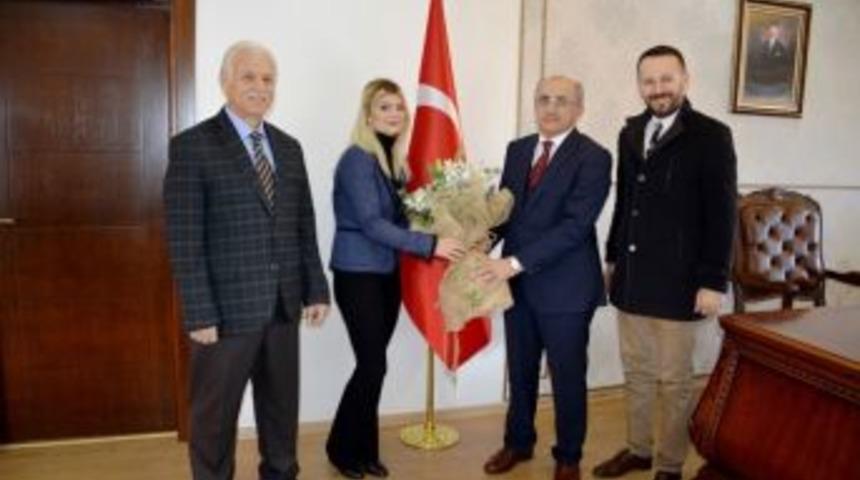 Medicalpark Karadeniz Hastanesi Y&ouml;neticilerinden Anlamlı Ziyaret