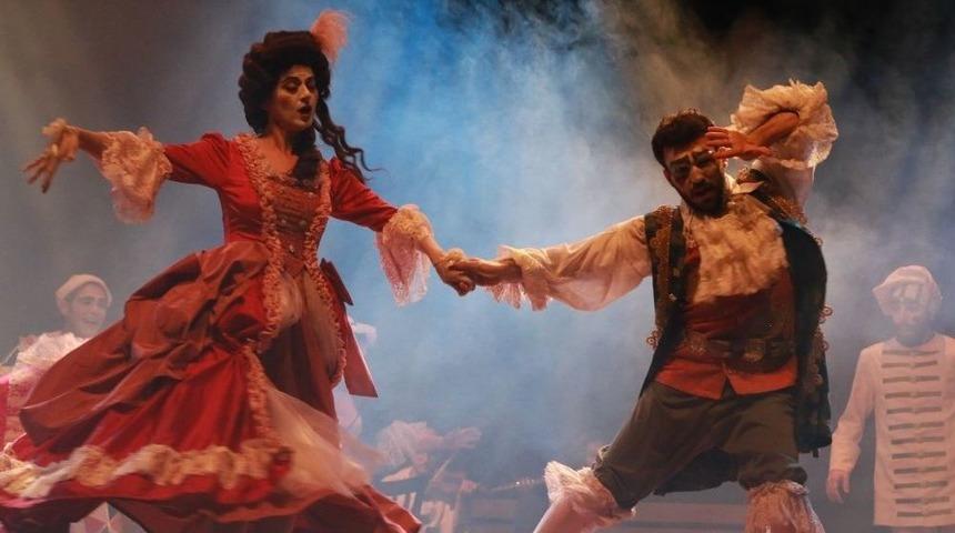 Ga&uuml; 5. Tiyatro G&uuml;nleri Başladı