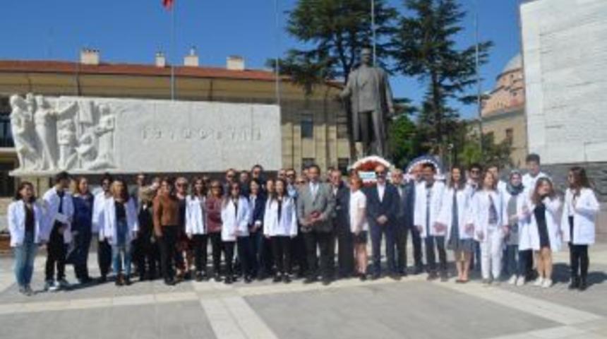 Bilimsel Eczacılığın 179. Yıl D&ouml;n&uuml;m&uuml;