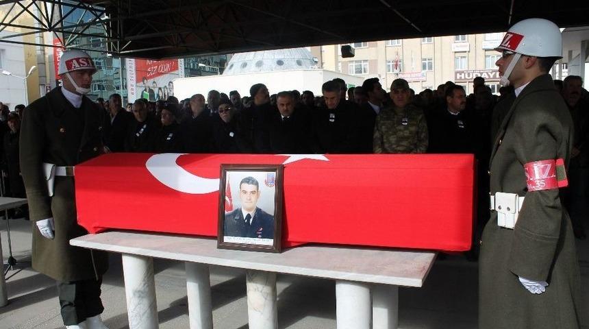 Şehit Uzman &Ccedil;avuş Barut, Son Yolculuğuna Uğurlandı