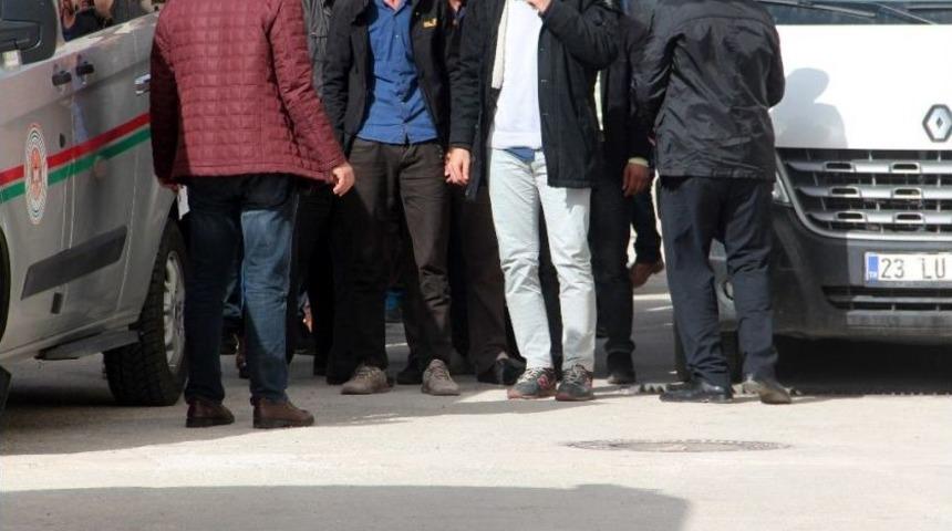 Elazığ&rsquo;da Pkk/kck Operasyonu: 13 Ş&uuml;pheli Adliyeye Sevk Edildi