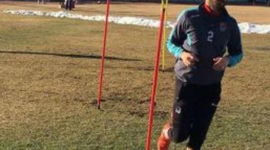 Niğde Belediyespor&rsquo;da İlk Ayrılık