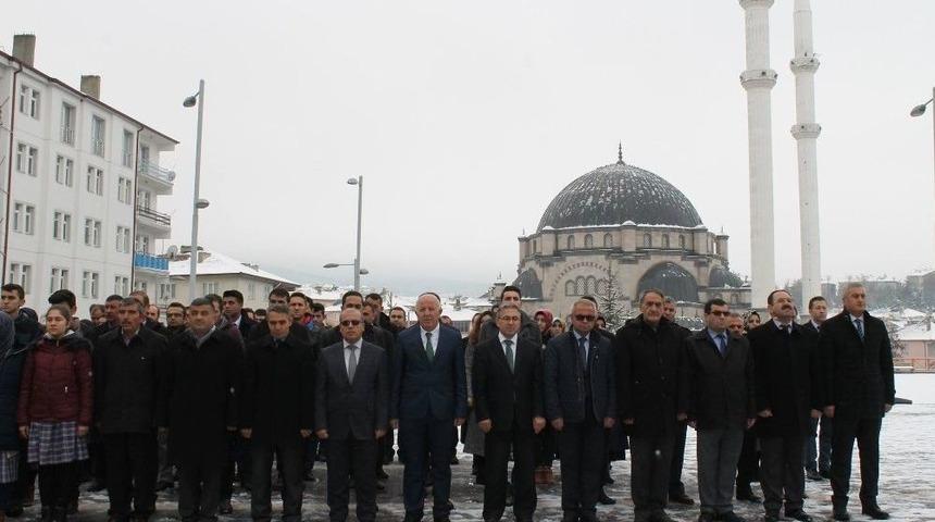 &Ouml;ğretmenler G&uuml;n&uuml; Akdağmadeni&rsquo;nde Kutlandı