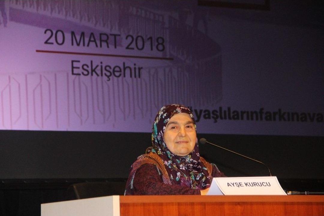 60 Yaşındaki &rsquo;h&uuml;r Kız&rsquo; 27 Farklı &Uuml;lke Gezdi