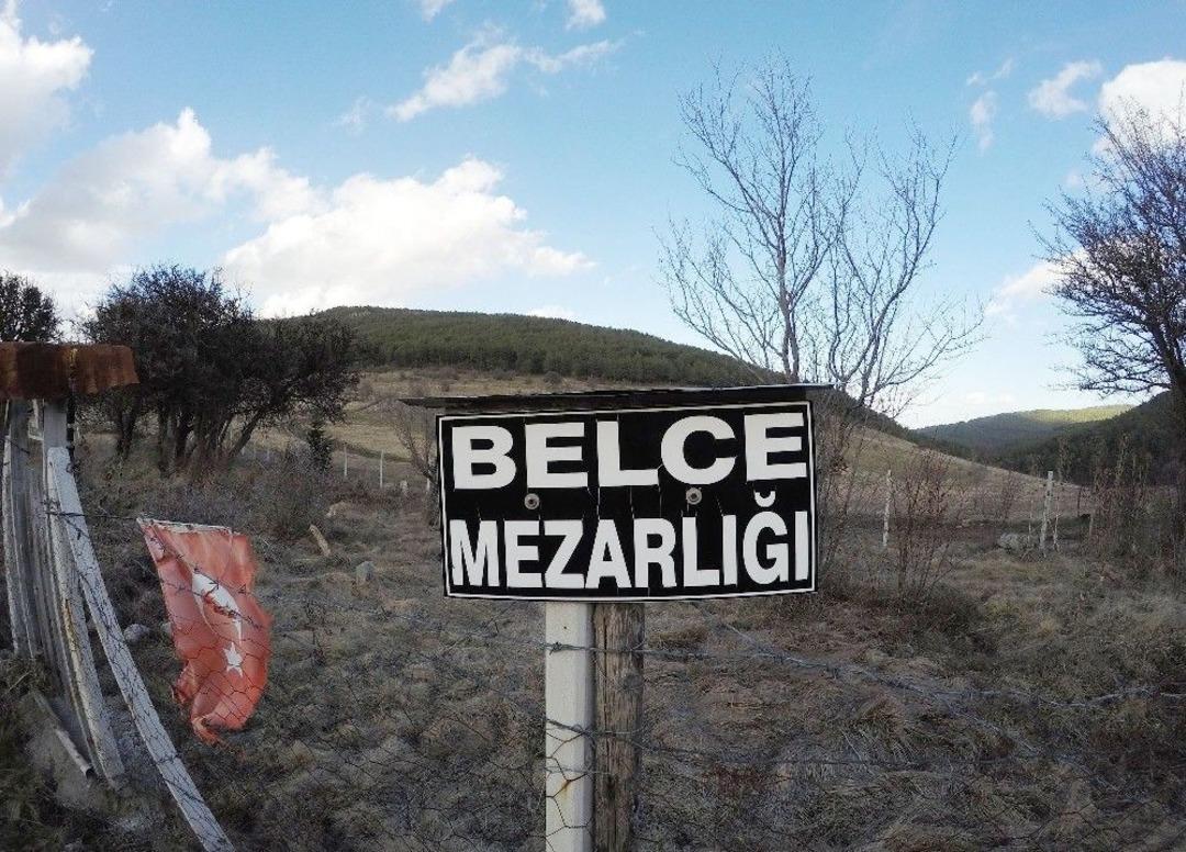 Kaybolan K&ouml;y&uuml; Şehit Kabirleri Ortaya &Ccedil;ıkarttı