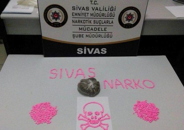 Uyuşturucu Ticareti Yapan Zanlılar Kaçarken Yakalandılar 2