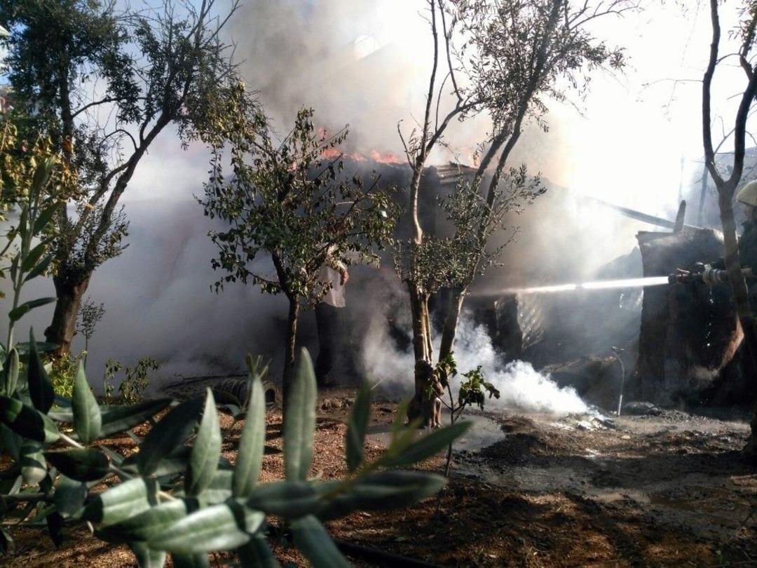 Ev Yangınında Faciadan D&ouml;n&uuml;ld&uuml;