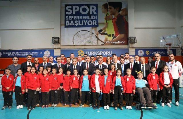 Türk Spor Tarihine Yön Verecek Proje 2 Milyon 500 Bin Öğrenciyle Başlıyor