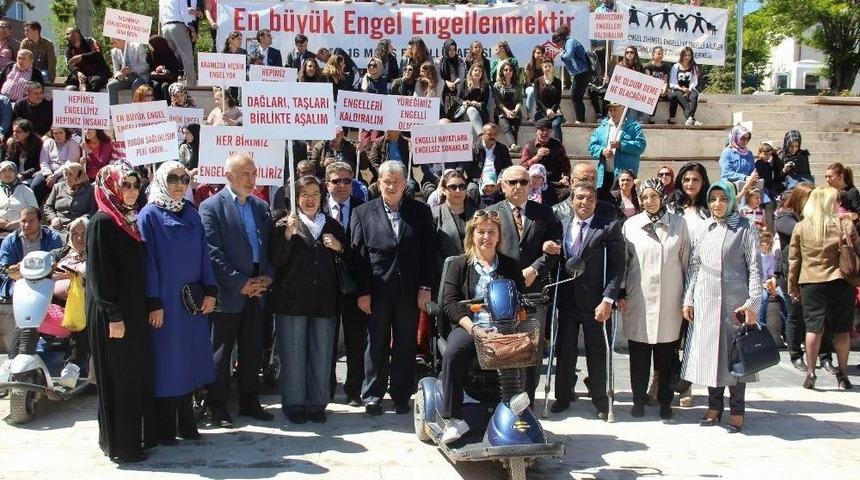 Engelliler Farkındalık İ&ccedil;in Y&uuml;r&uuml;d&uuml;