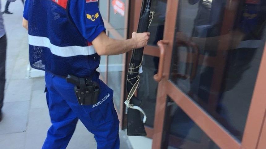 Cenaze Evinde İmamın Vurulmasında G&ouml;zaltına Alınan 1 Kişi Adliyeye Sevk Edildi