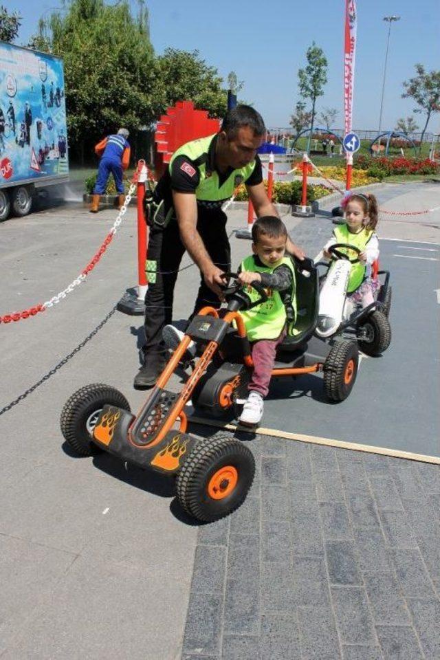 Yalovalı Çocuklar Trafik Kurallarını Eğlenerek Öğrendiler