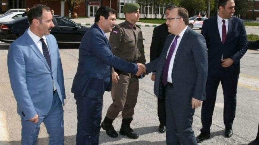 Vali Tutulmaz&rsquo;dan Afyonkarahisar Alkaloid Fabrikası&rsquo;na İnceleme Ziyareti