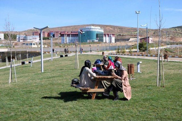 Bozok Üniversitesi Kampusunun Çehresi Değişti