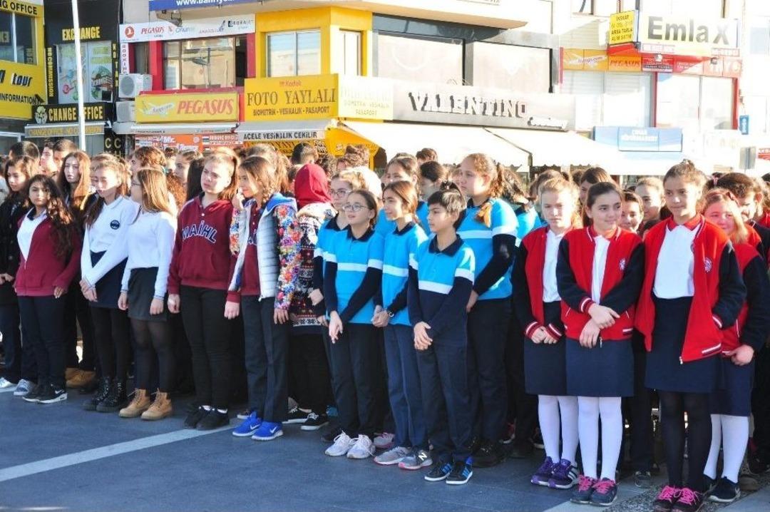 Eğitim Neferlerinin G&uuml;n&uuml; Kutlandı