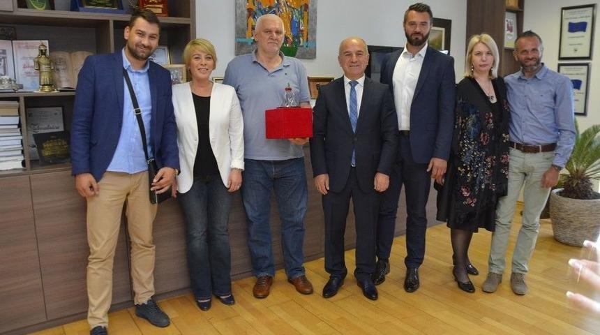 Bosna Hersek&rsquo;te K&ouml;rfez R&uuml;zgarı Esti