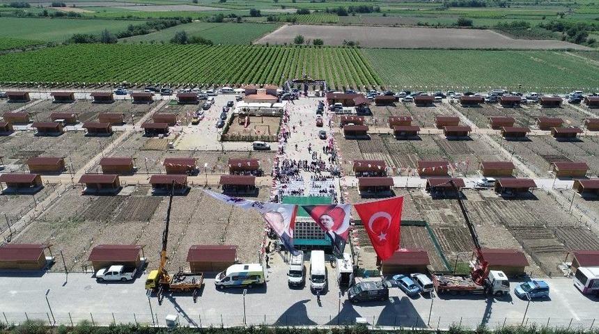 Şehzadeler Hobi Bah&ccedil;eleri T&ouml;renle A&ccedil;ıldı