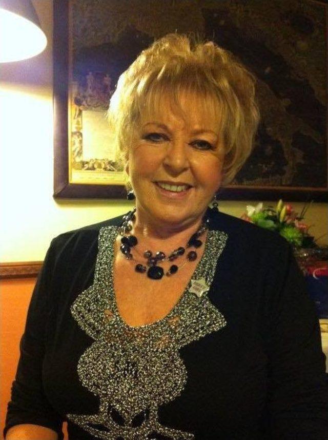 Ölmeden Önce “ayşe” Oldu, İslami Usullere Göre Defnedildi 2