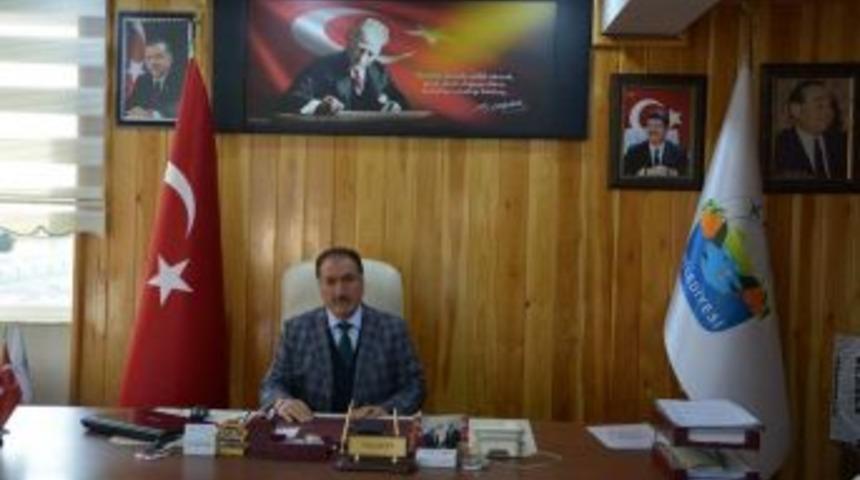 Başkan Akdemir’den Öğretmenler Günü Mesajı