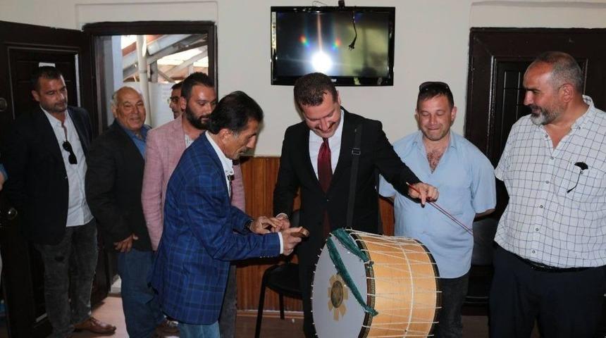 Başkan Yılmaz, Ramazan Davulu &Ccedil;aldı