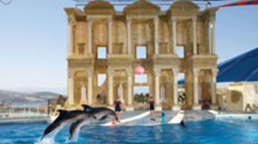 Adaland&rsquo;da Sırılsıklam Eğlence