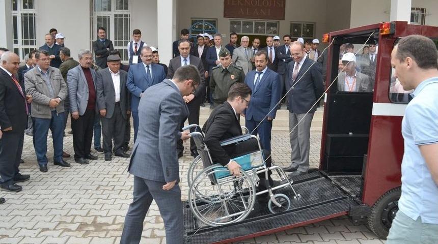 G&uuml;neş Enerjisi İle &Ccedil;alışan İlk &Ccedil;ok Fonksiyonlu Engelli Aracı