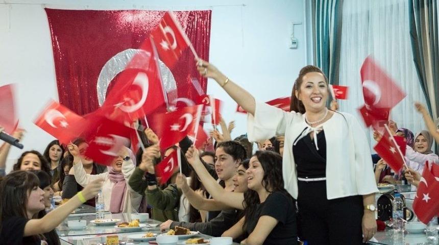 Şehit Ve Gazi Aileleri Adana Kız Lisesi&rsquo;nde Bir Araya Geldi