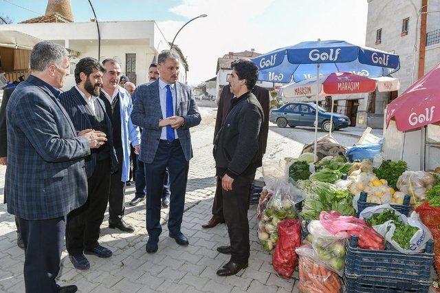 Başkan Çakır, Eski Malatya’da Esnaf Ve Vatandaşları Ziyaret Etti