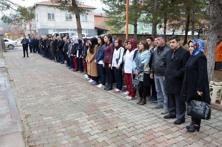 Şehit Aybüke Öğretmen Mezarı Başında Anıldı G1