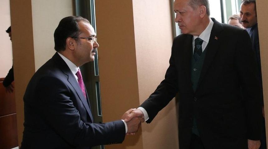 Başkan Cahan, Cumhurbaşkanı Erdoğan&rsquo;a Ve Başbakan Yıldırım&rsquo;a Uşak&rsquo;ın Selamını İletti