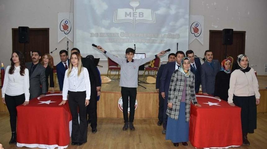 Muş&rsquo;ta 24 Kasım &Ouml;ğretmenler G&uuml;n&uuml;