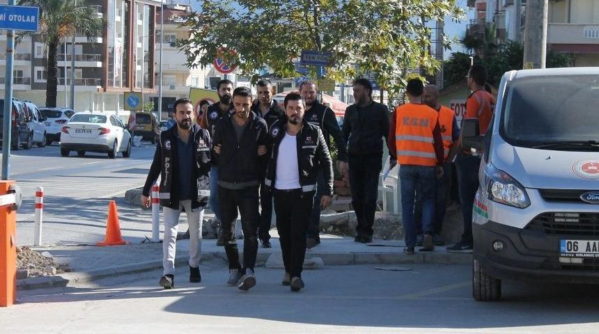 Gen&ccedil;leri Zehirleyen Uyuşturucu Tacirleri Tutuklandı