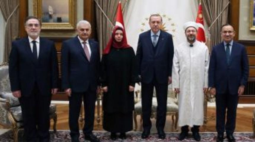 Cumhurbaşkanı Erdoğan, Diyanet İşleri Başkanı Erbaş&rsquo;ı Kabul Etti