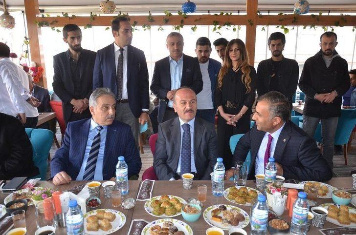 Yüksekova’da 2 Yeni İş Yeri Açıldı G1