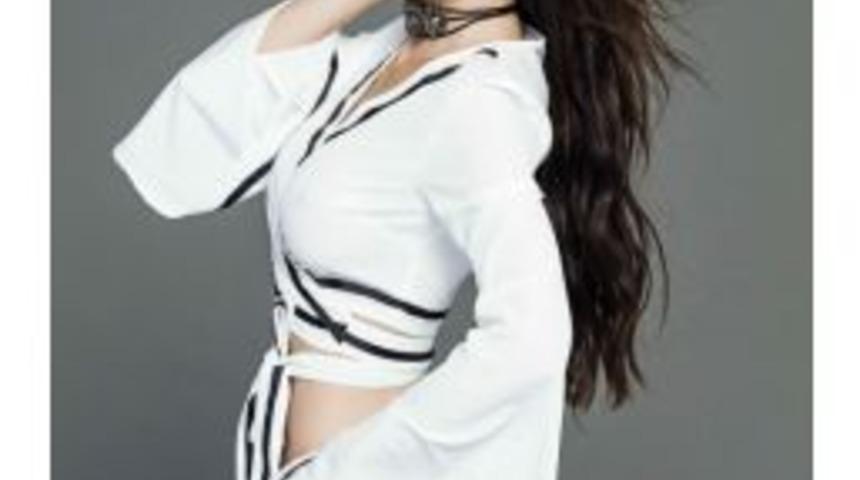 Defne Samyeli, Fırsat Garajında Hayranlarıyla Alıveriş Yapacak