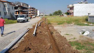 İçme Suyu Hattından 3 Metrelik Ağaç Kökü Çıktı