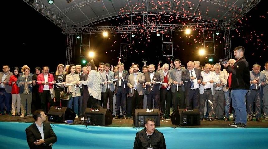 Aksaray’da Recep Tayyip Erdoğan Gençlik Parkı Açıldı