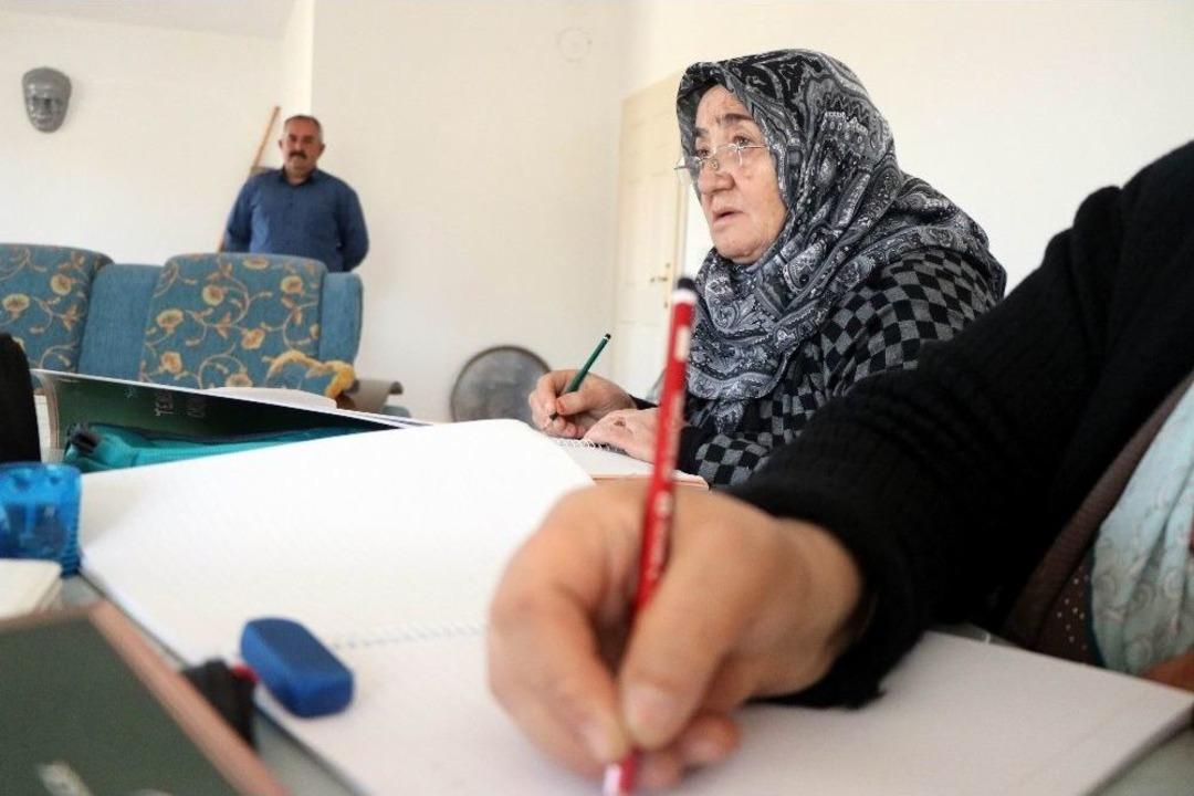 Okumayı Muhtarın Sayesinde &Ouml;ğrenecekler