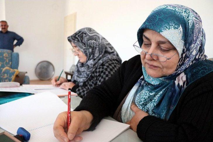 Okumayı Muhtarın Sayesinde Öğrenecekler G2