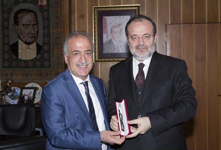 Prof. Dr. Mehmet Görmez Atatürk Üniversitesi Öğrencilerine Konferans Verdi G2